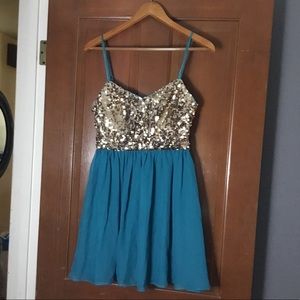 Hailey Logan By Adrianna Papell Dress